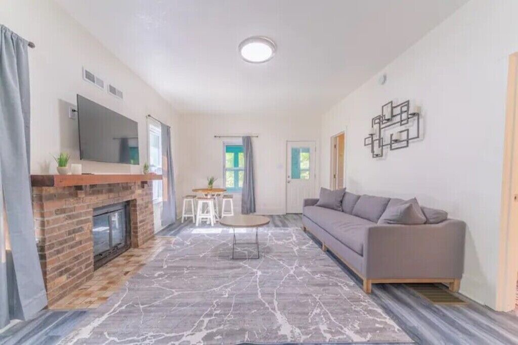 Photo of Livingroom in Champlin