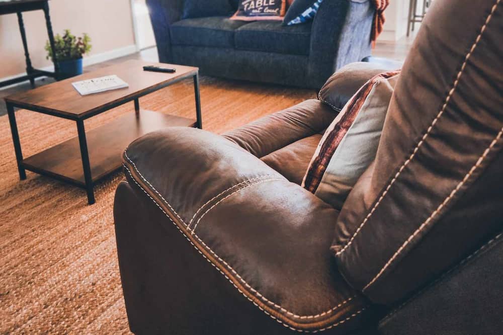 Photo of Livingroom in Craig Creek
