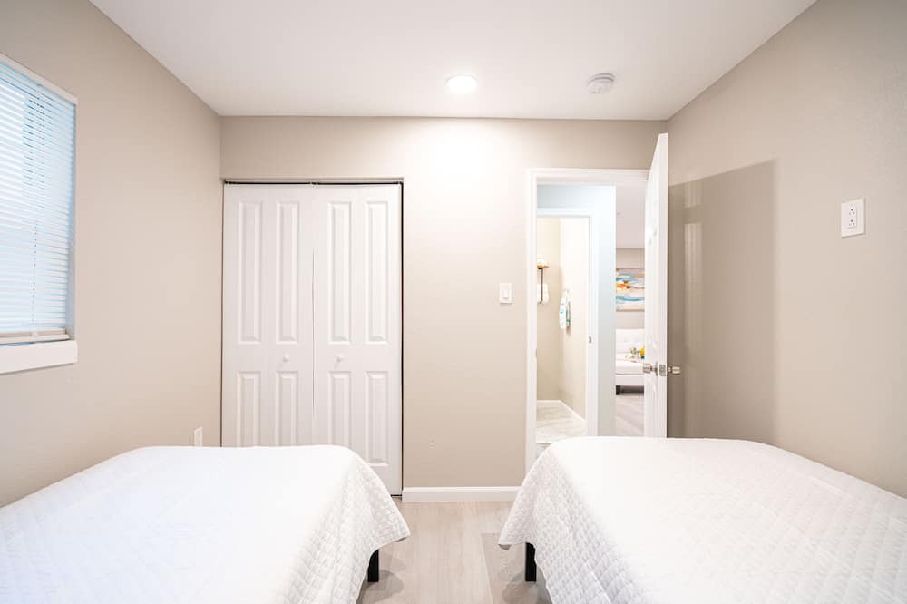 Photo of Bedroom in University