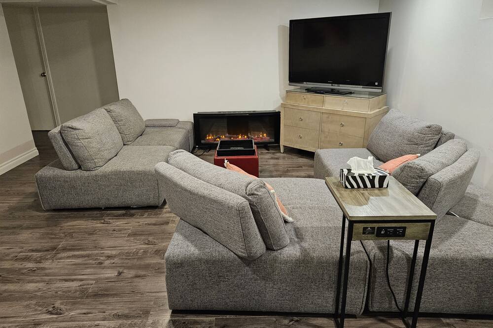 Photo of Livingroom in Burlington