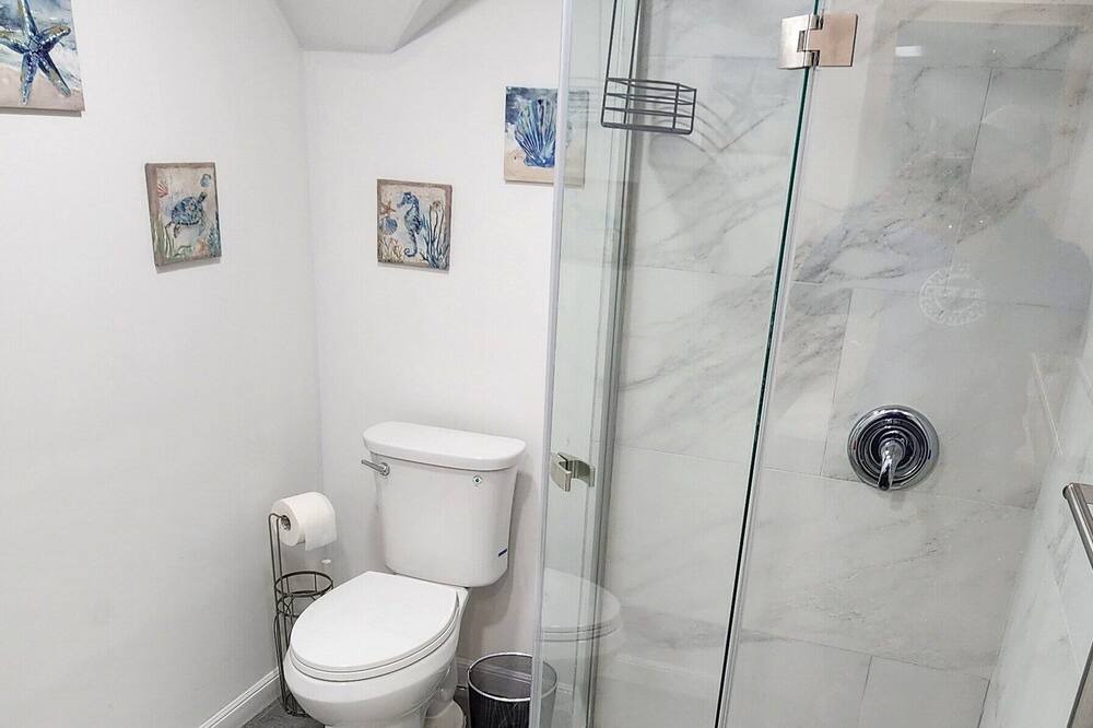 Photo of Bathroom in Coram