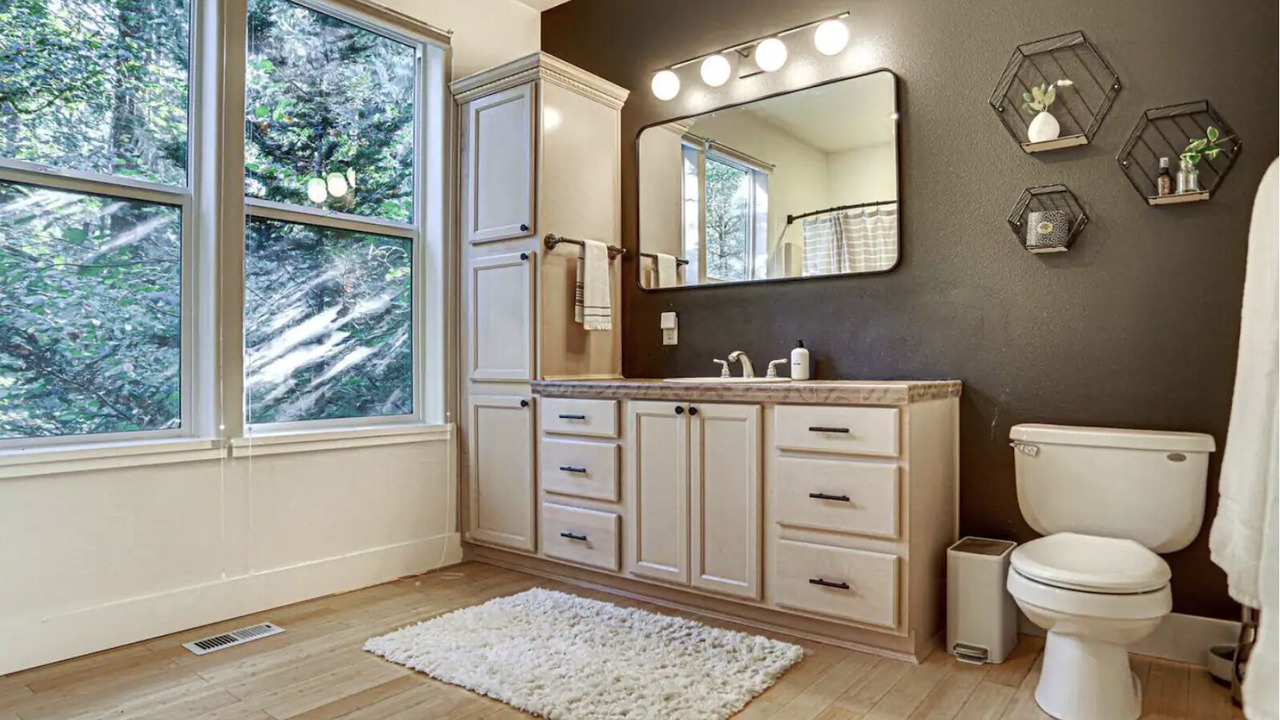 Photo of Others in Brightwood