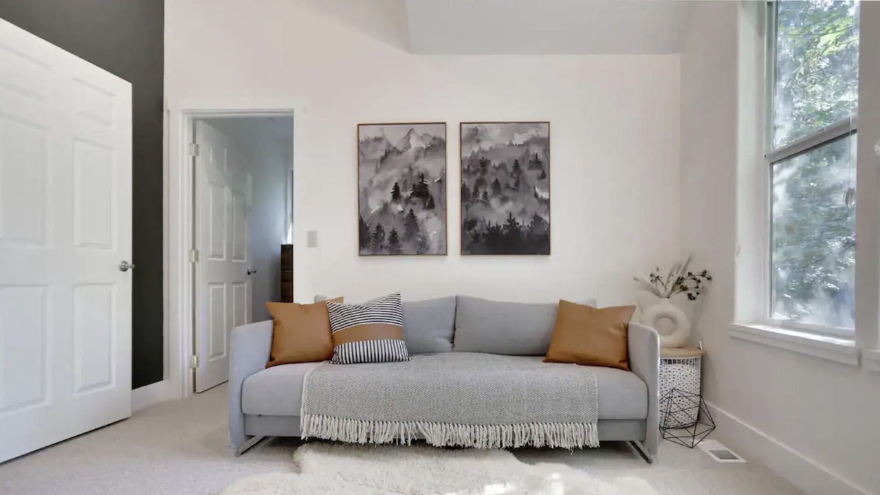 Photo of Livingroom in Brightwood