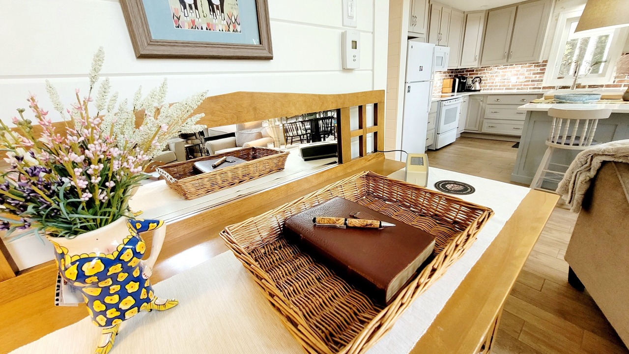 Photo of Livingroom in Bay of Fundy & Annapolis Valley