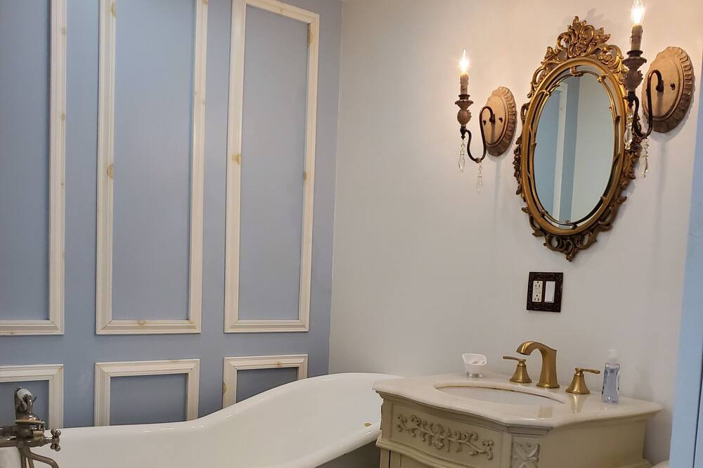Photo of Bathroom in Port Leyden