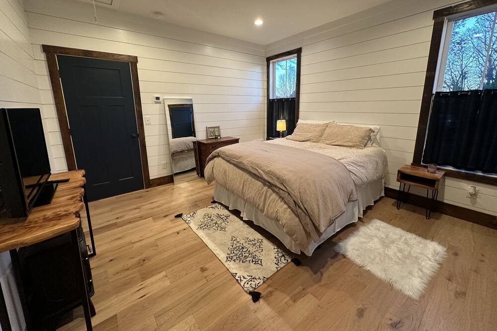 Photo of Bedroom in Upperville