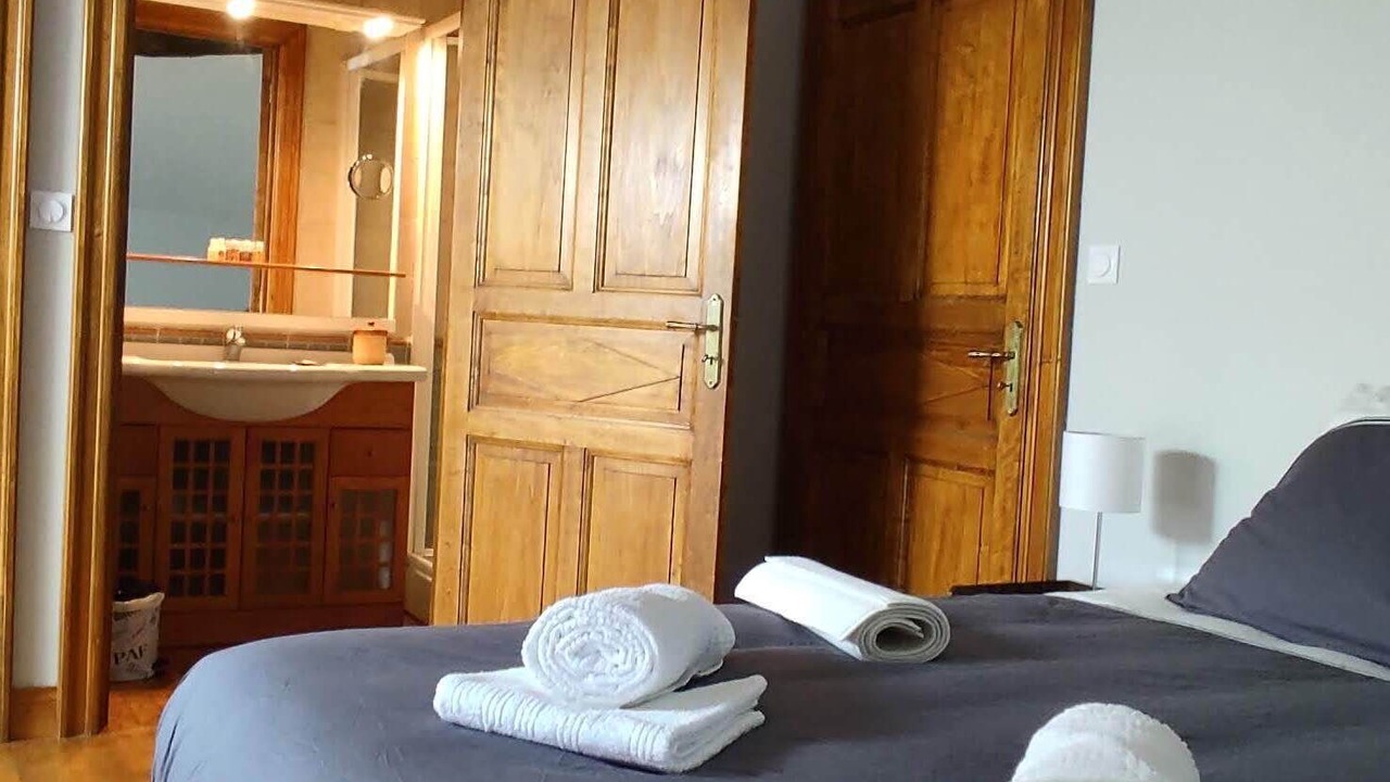 Photo of Bedroom in Puygaillard-de-Quercy