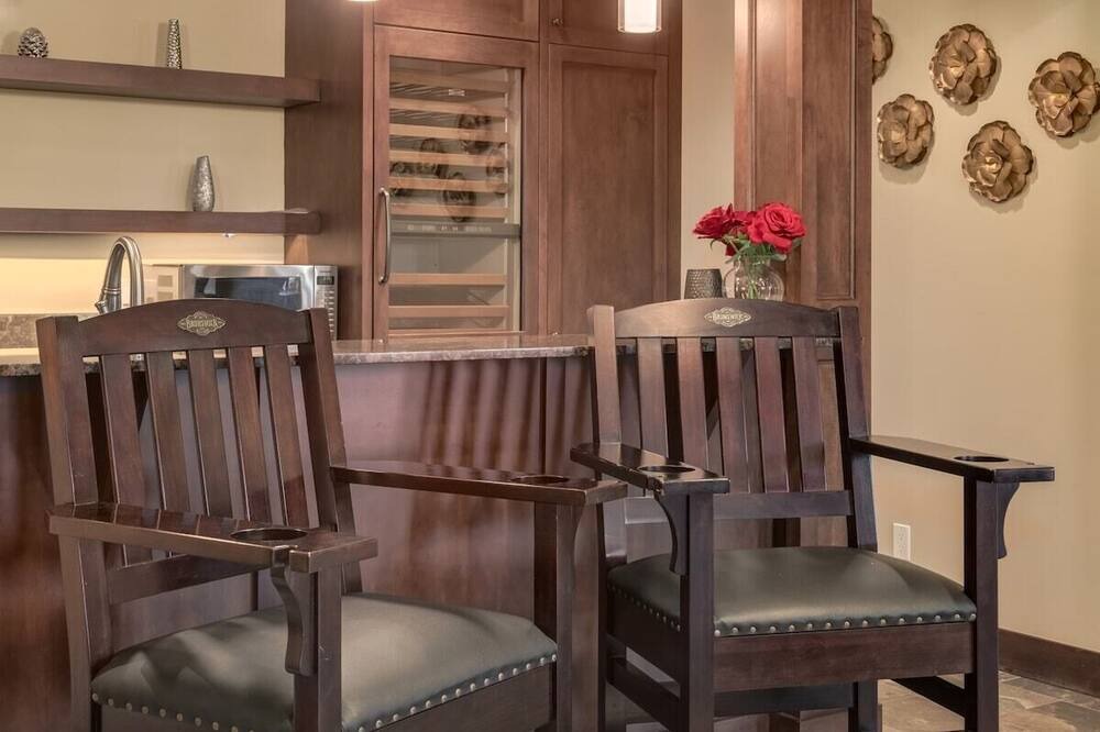 Photo of Others in Calgary