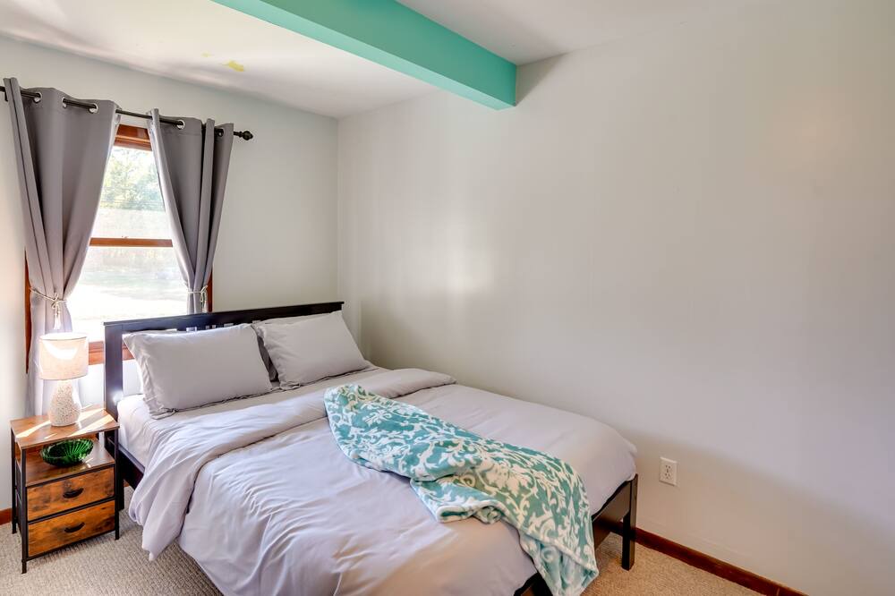 Photo of Others in Jefferson Heights