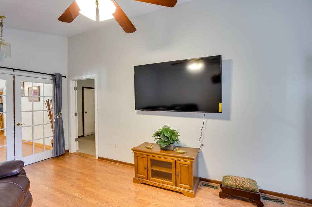 Photo of Others in Jefferson Heights