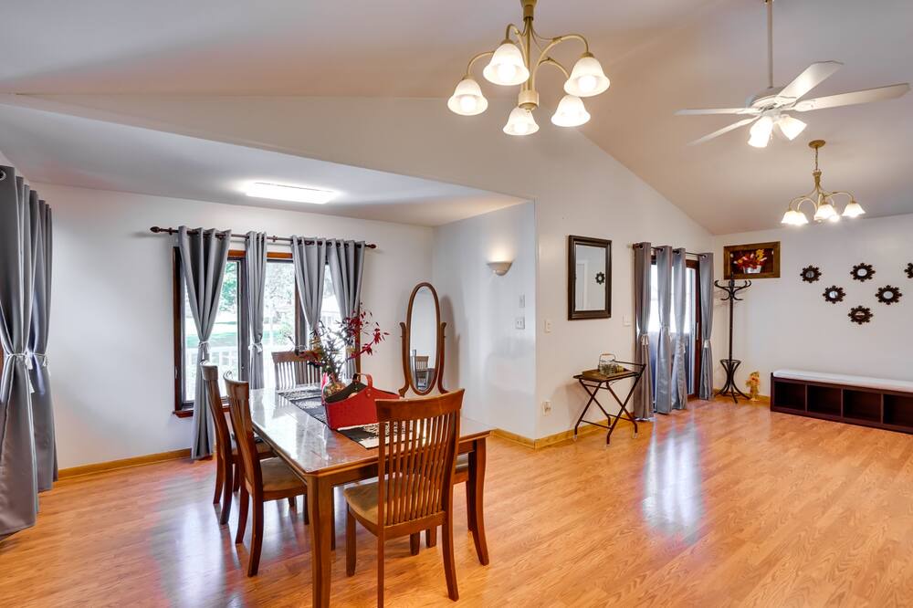 Photo of Others in Jefferson Heights