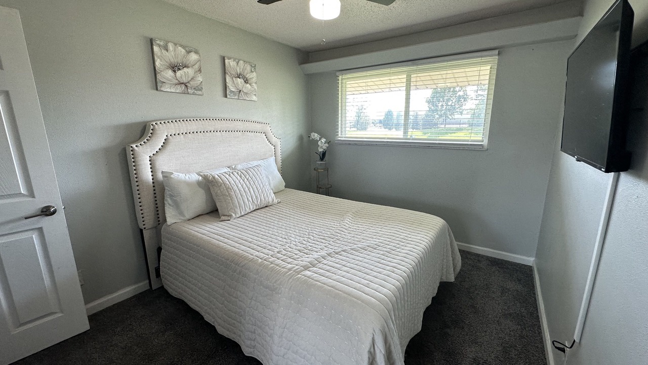 Photo of Bedroom in Cool Valley
