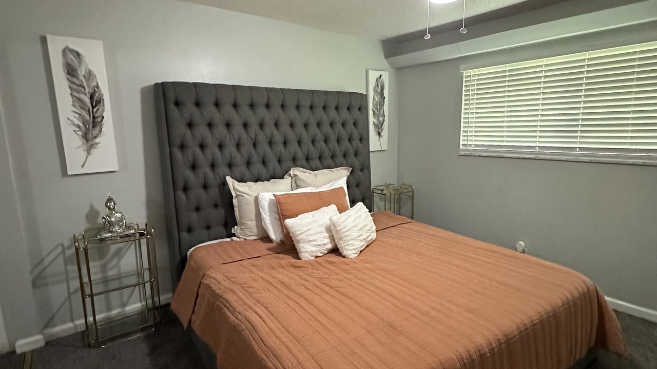 Photo of Bedroom in Cool Valley