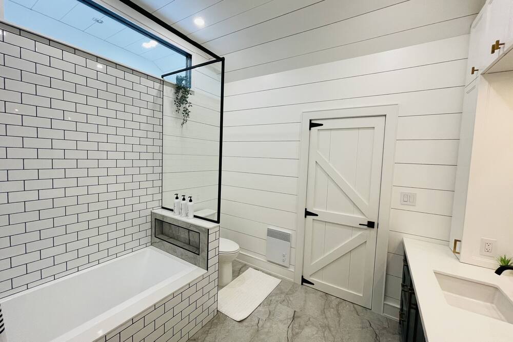 Photo of Bathroom in Seguin