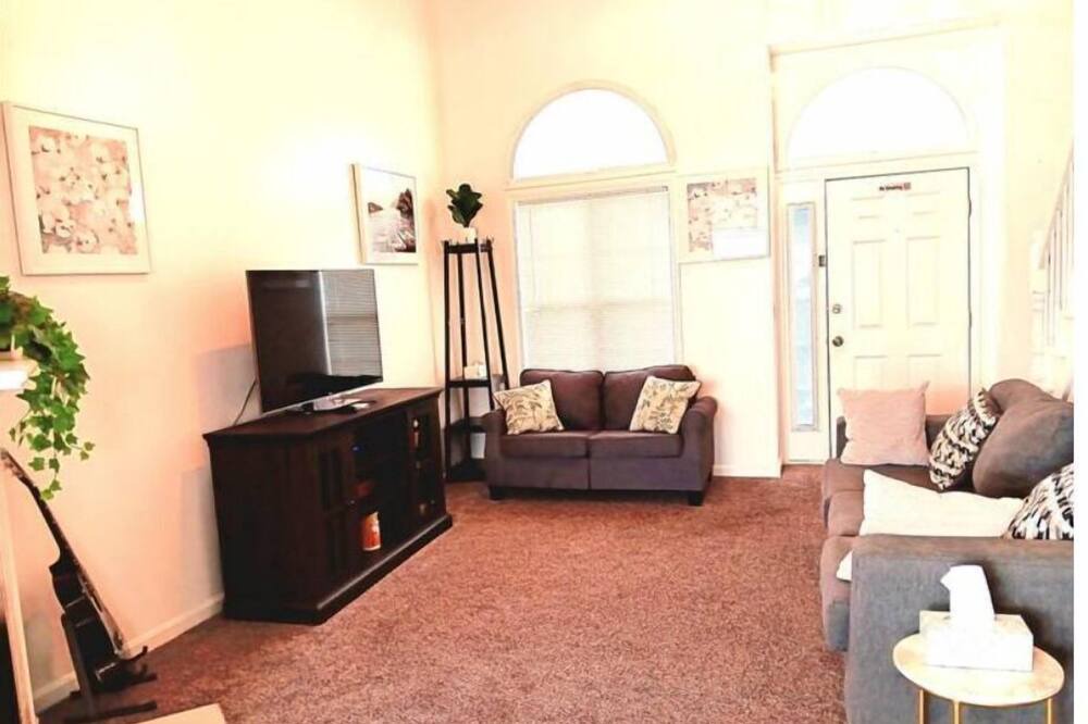 Photo of Livingroom in Radcliff