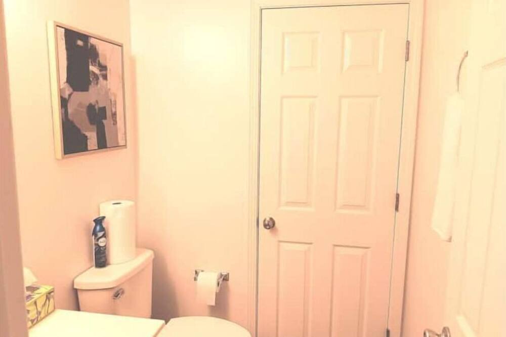 Photo of Bathroom in Radcliff