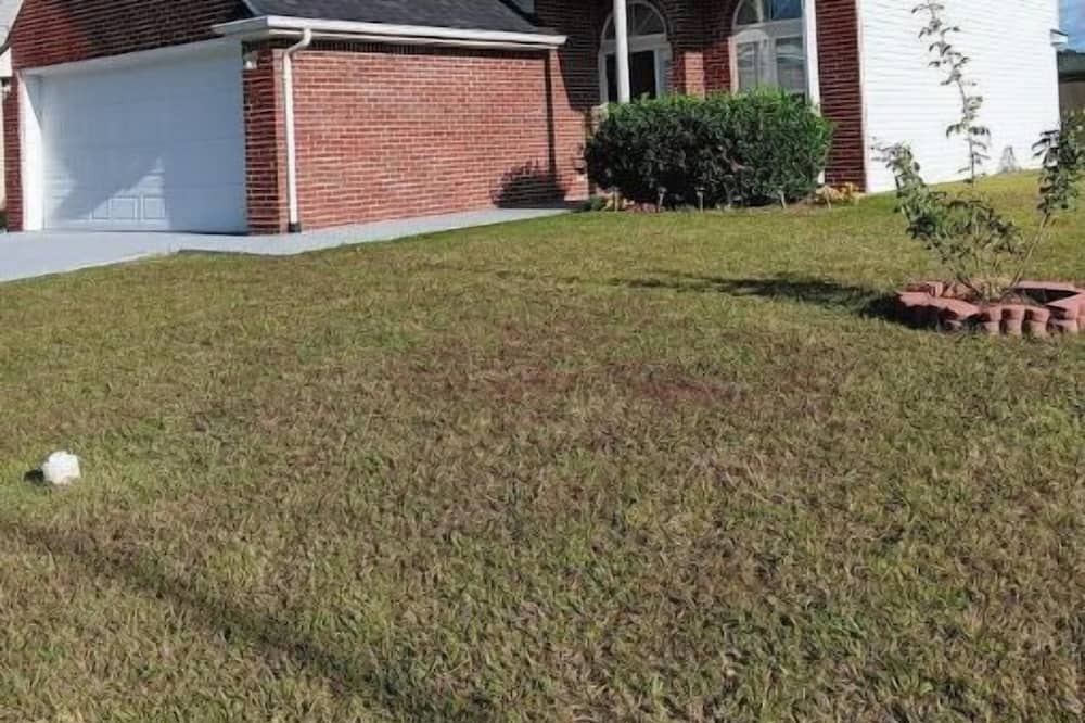 Photo of Outdoor in Radcliff