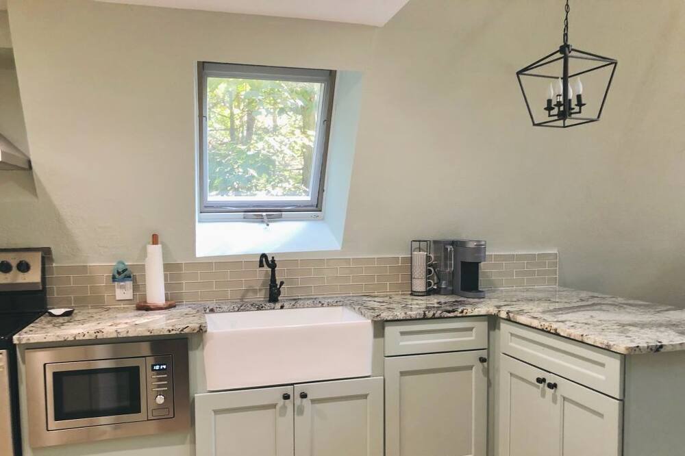 Photo of Kitchen in Henryville