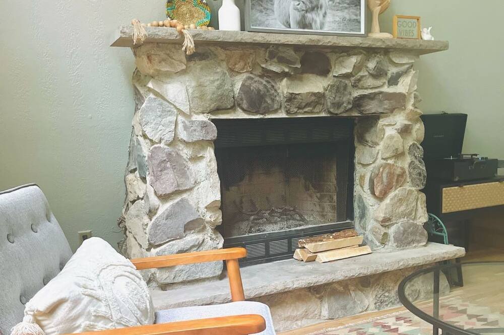 Photo of Others in Henryville