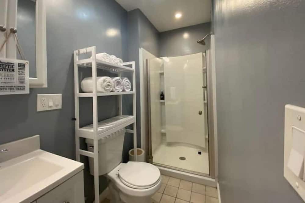 Photo of Bedroom in Firthcliffe