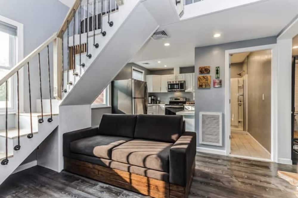 Photo of Livingroom in Firthcliffe