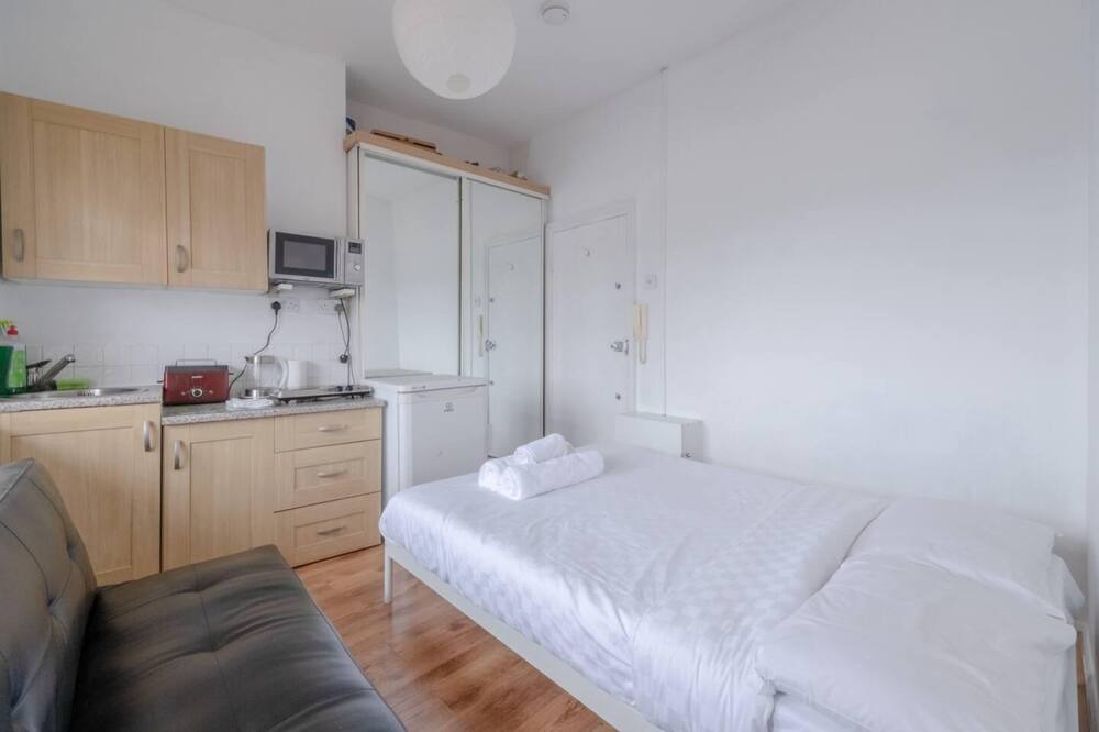 Photo of Bedroom in Hornsey