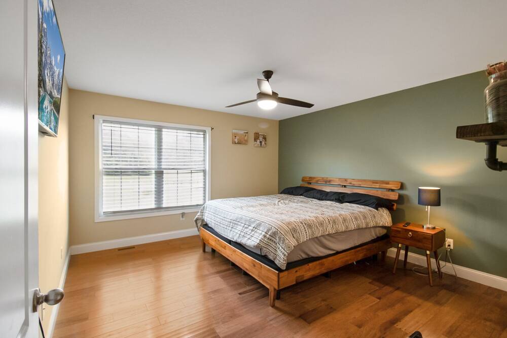 Photo of Bedroom in Greene County