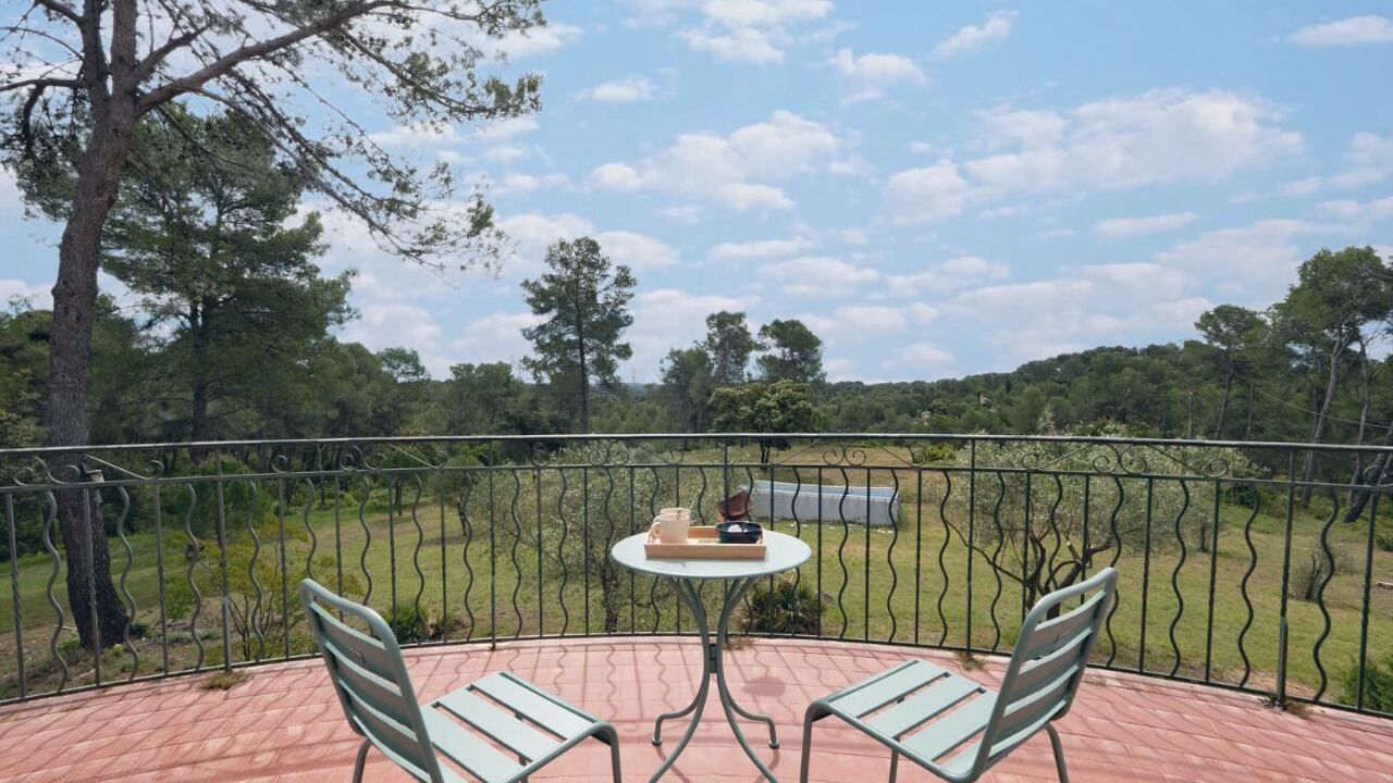 Photo of Outdoor in Saint-Clement-de-Riviere