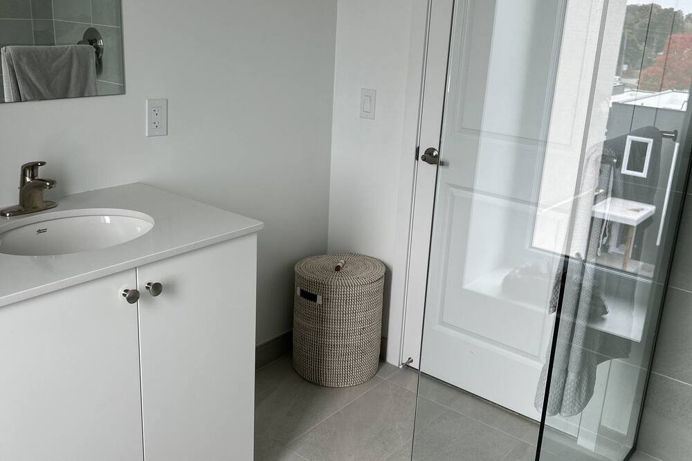 Photo of Bathroom in Fenelon Falls