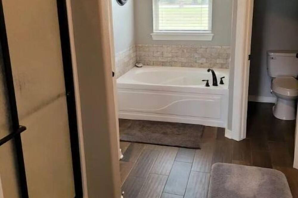 Photo of Bedroom in Verdigris