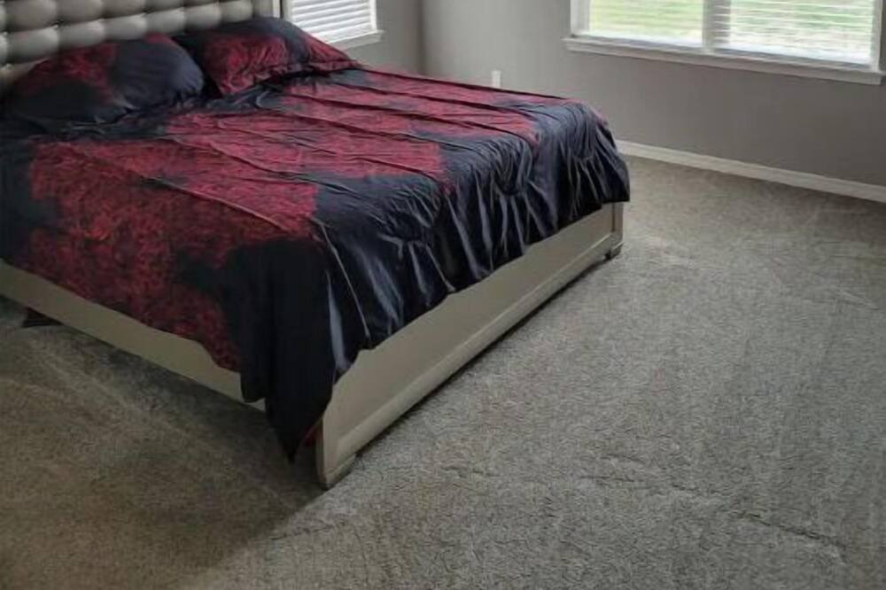 Photo of Bedroom in Verdigris