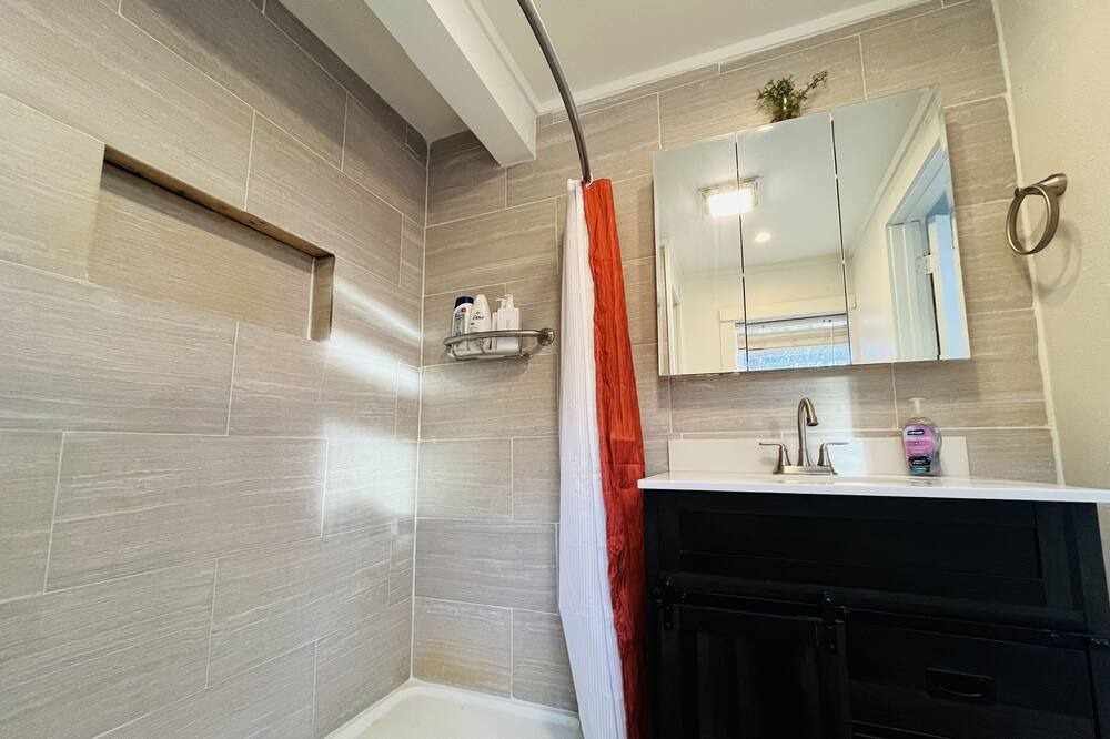 Photo of Bathroom in Battle Creek