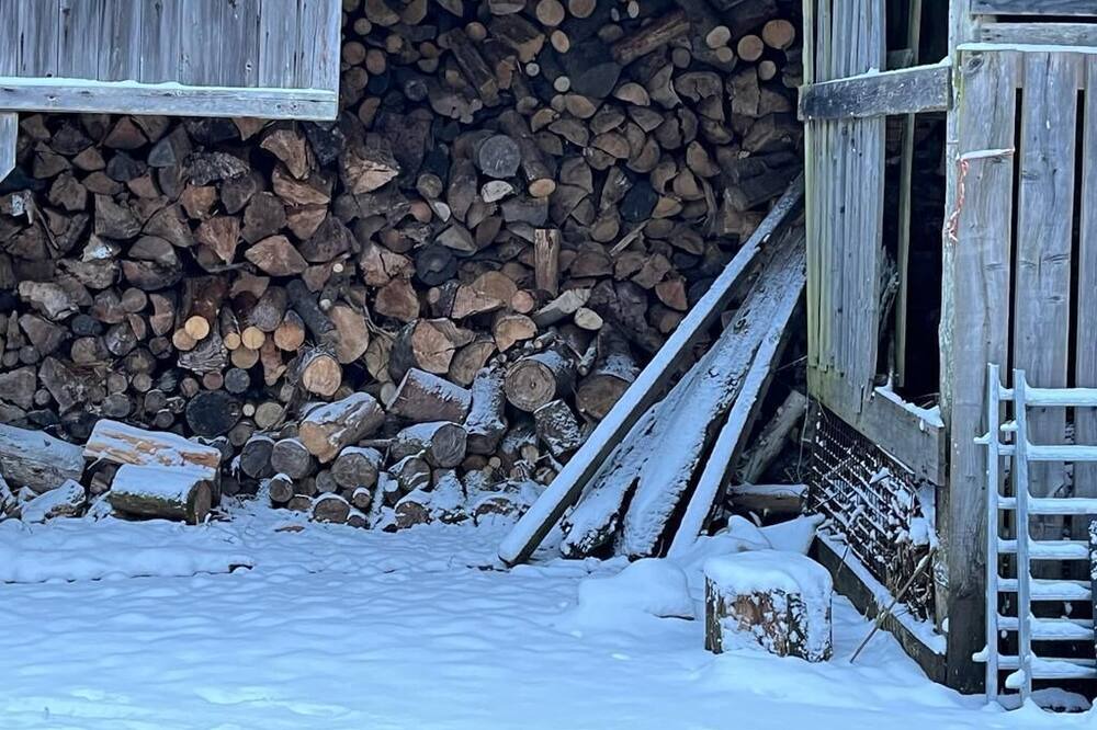 Photo of Outdoor in Wing