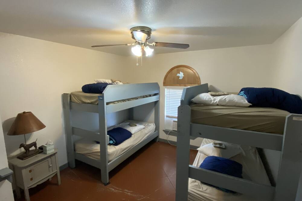 Photo of Bedroom in Hico