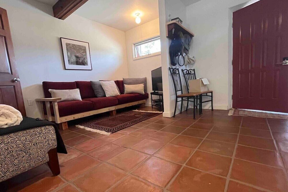 Photo of Livingroom in Crestone