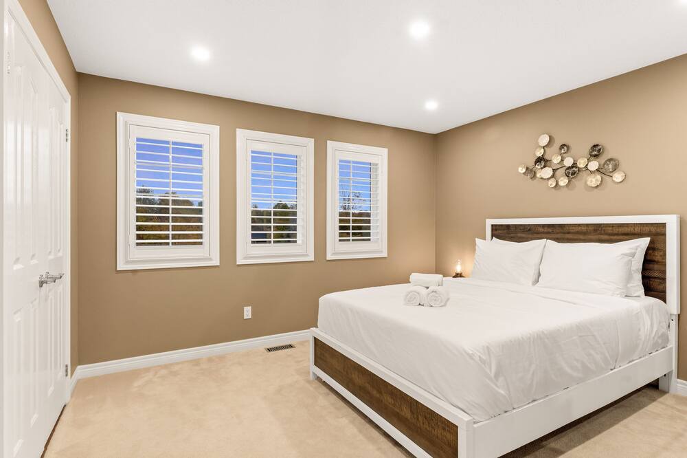 Photo of Bedroom in Erin