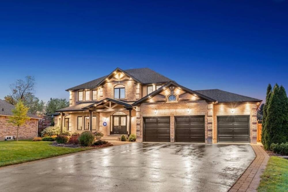 Photo of Outdoor in Erin