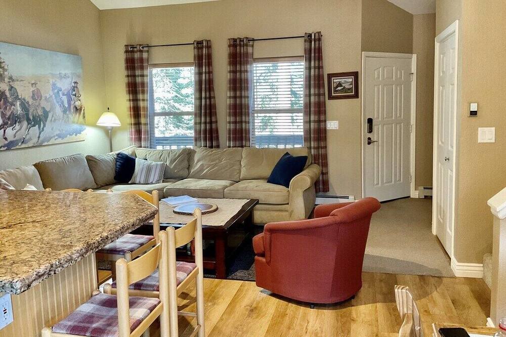 Photo of Bedroom in Boulder Ridge
