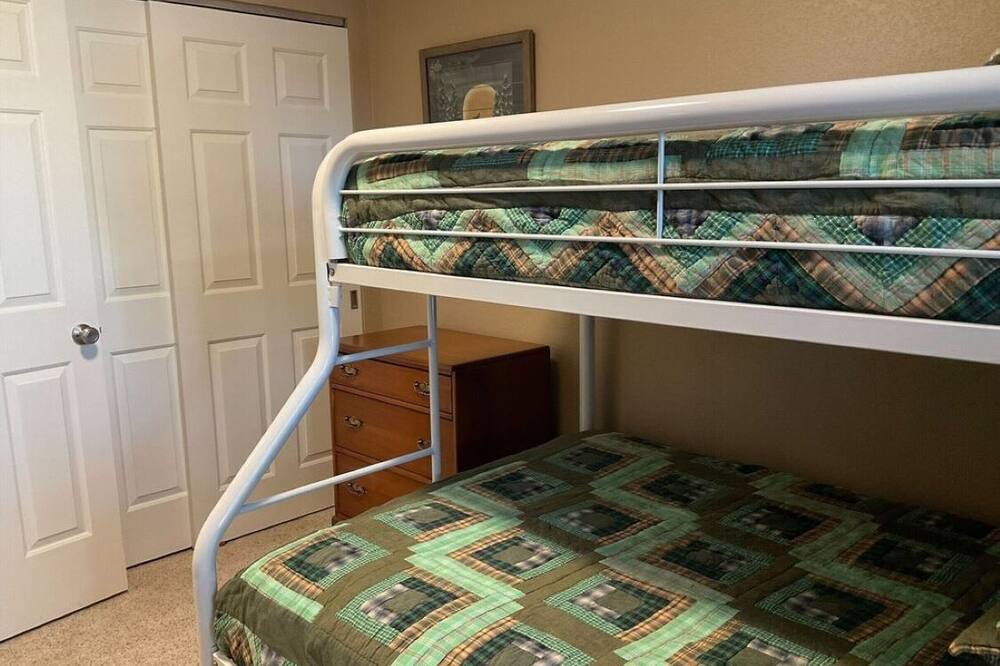 Photo of Bedroom in Boulder Ridge
