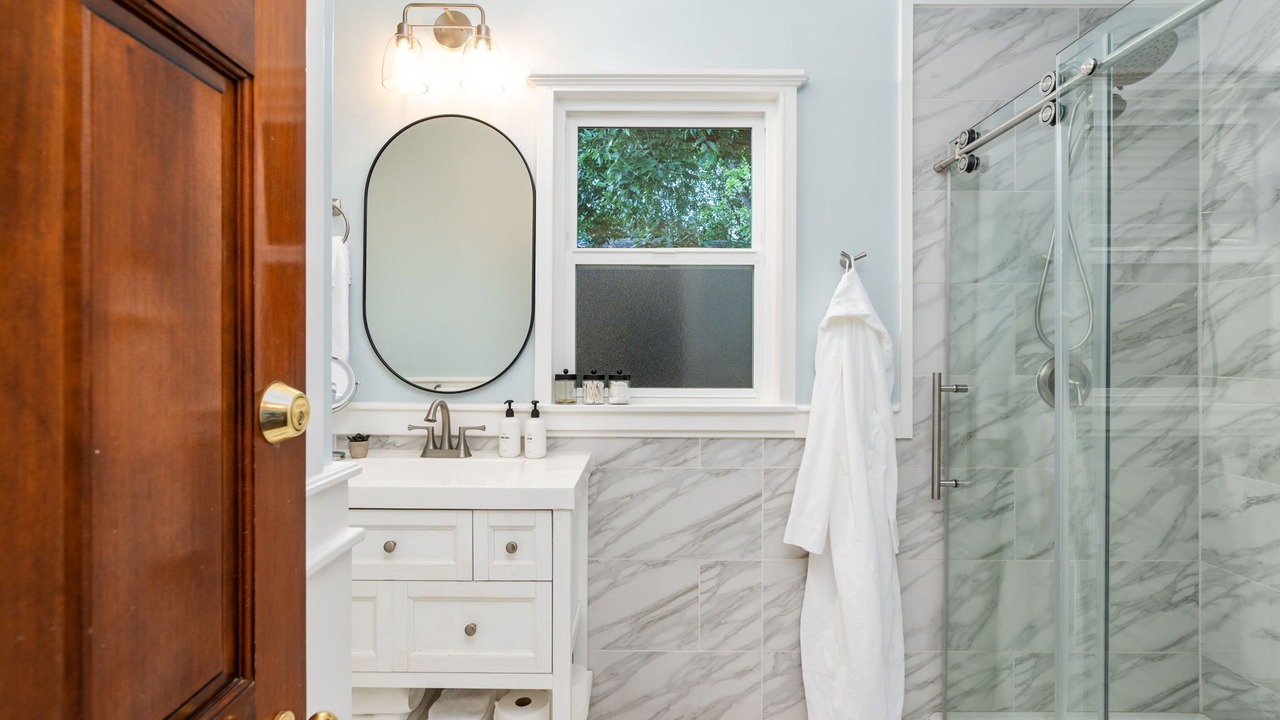 Photo of Bathroom in Lodi