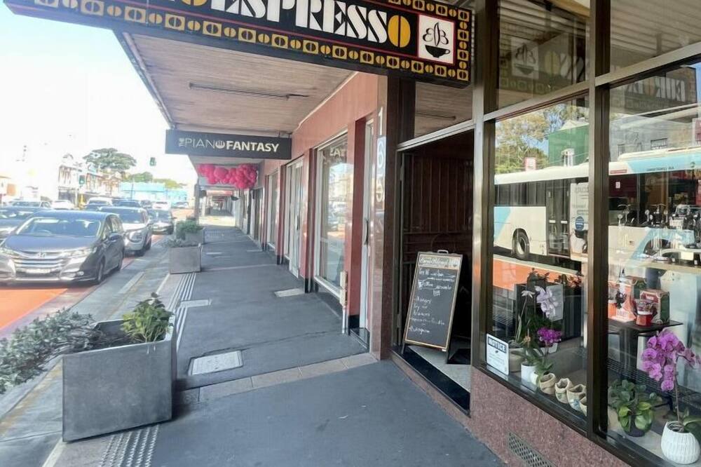 Photo of Others in Annandale