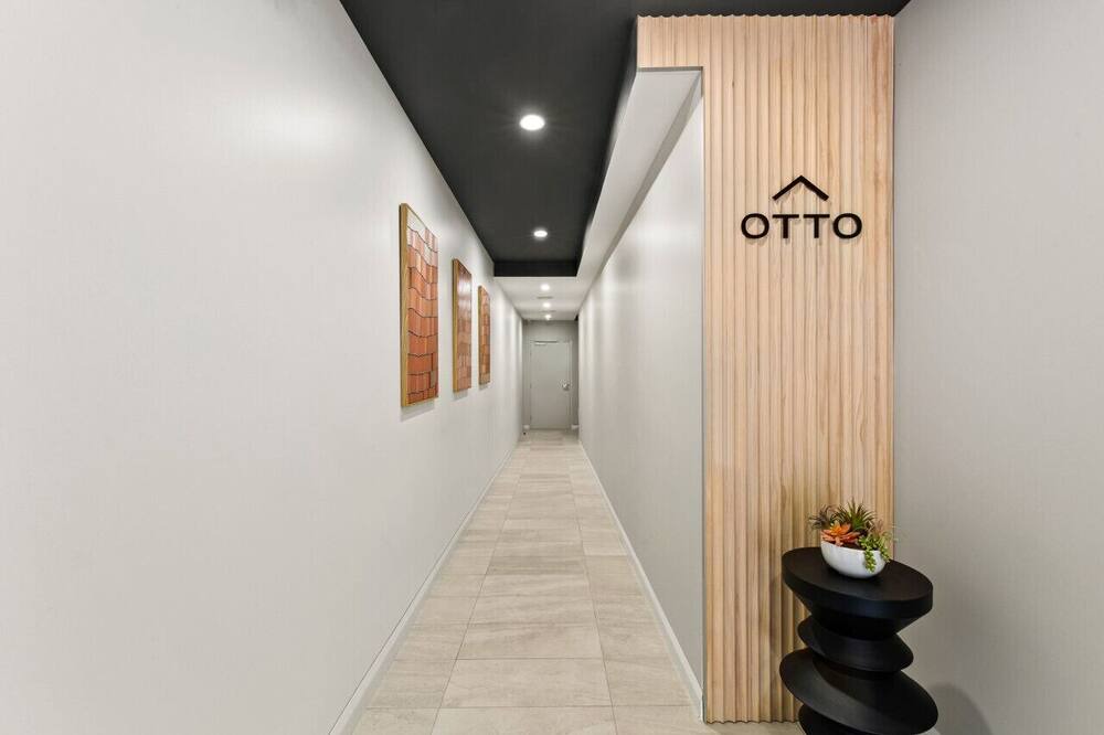 Photo of Others in Annandale