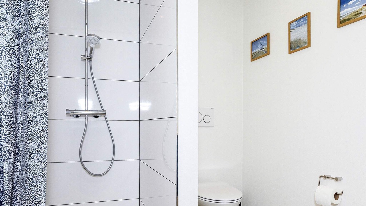 Photo of Bathroom in Lokken
