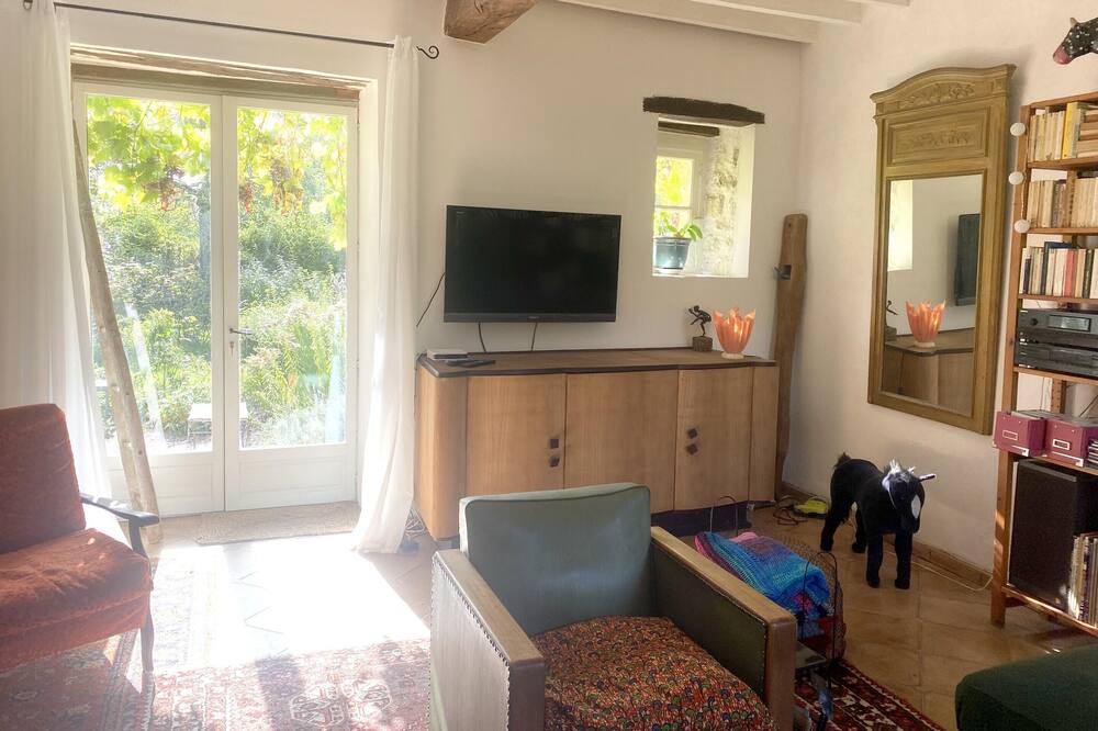 Photo of Livingroom in Maheru