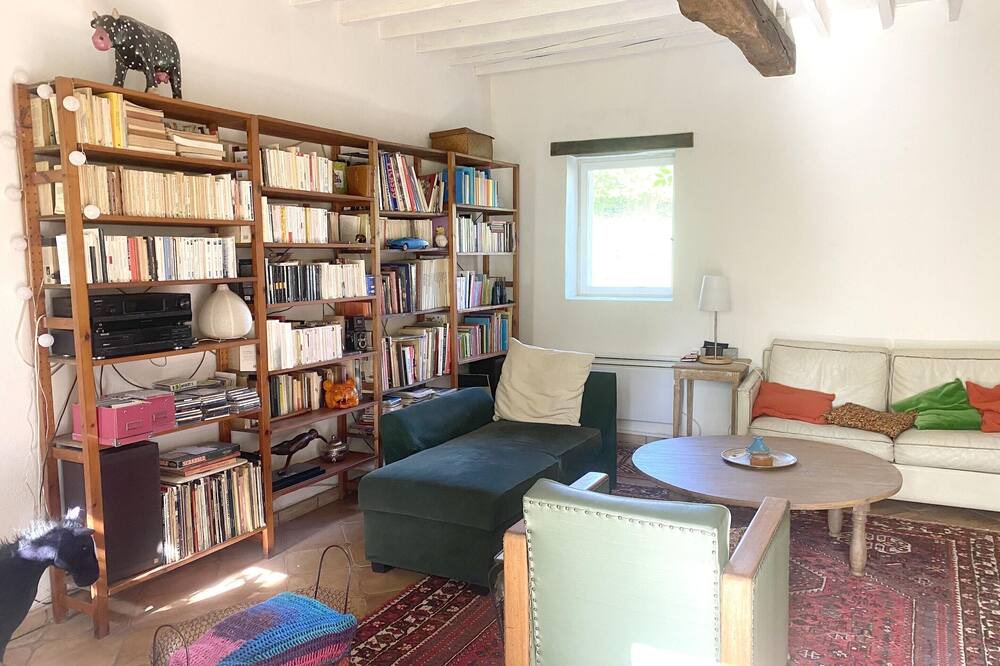 Photo of Livingroom in Maheru