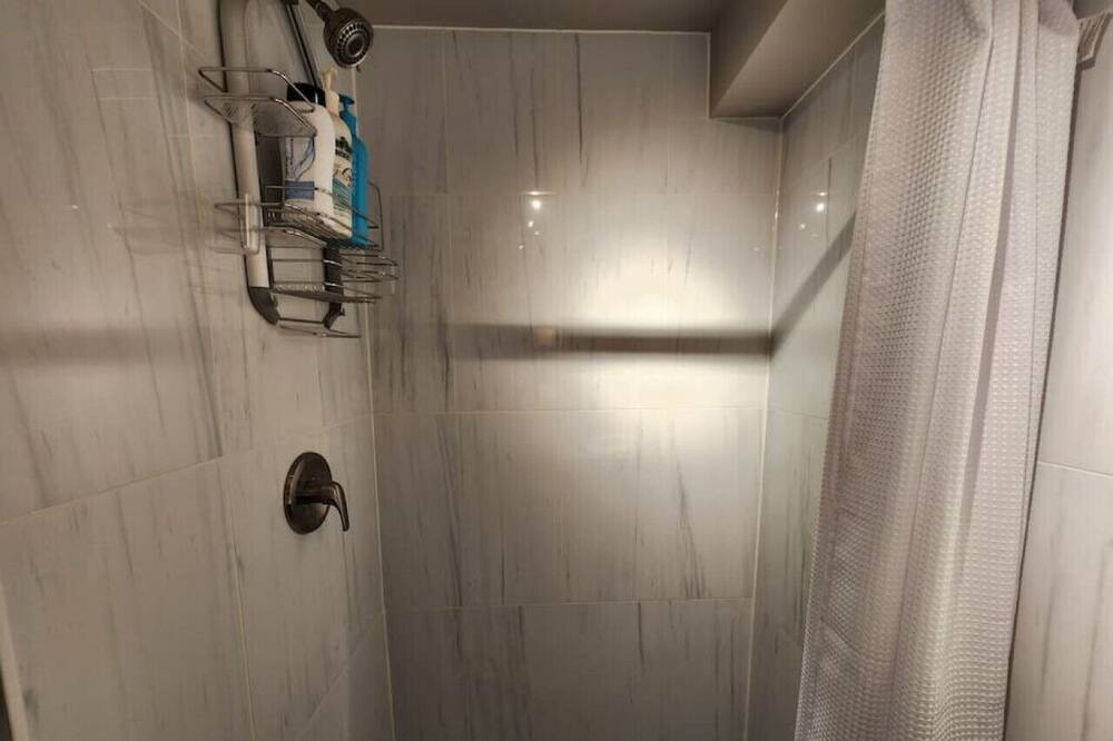 Photo of Bathroom in Plantagenet