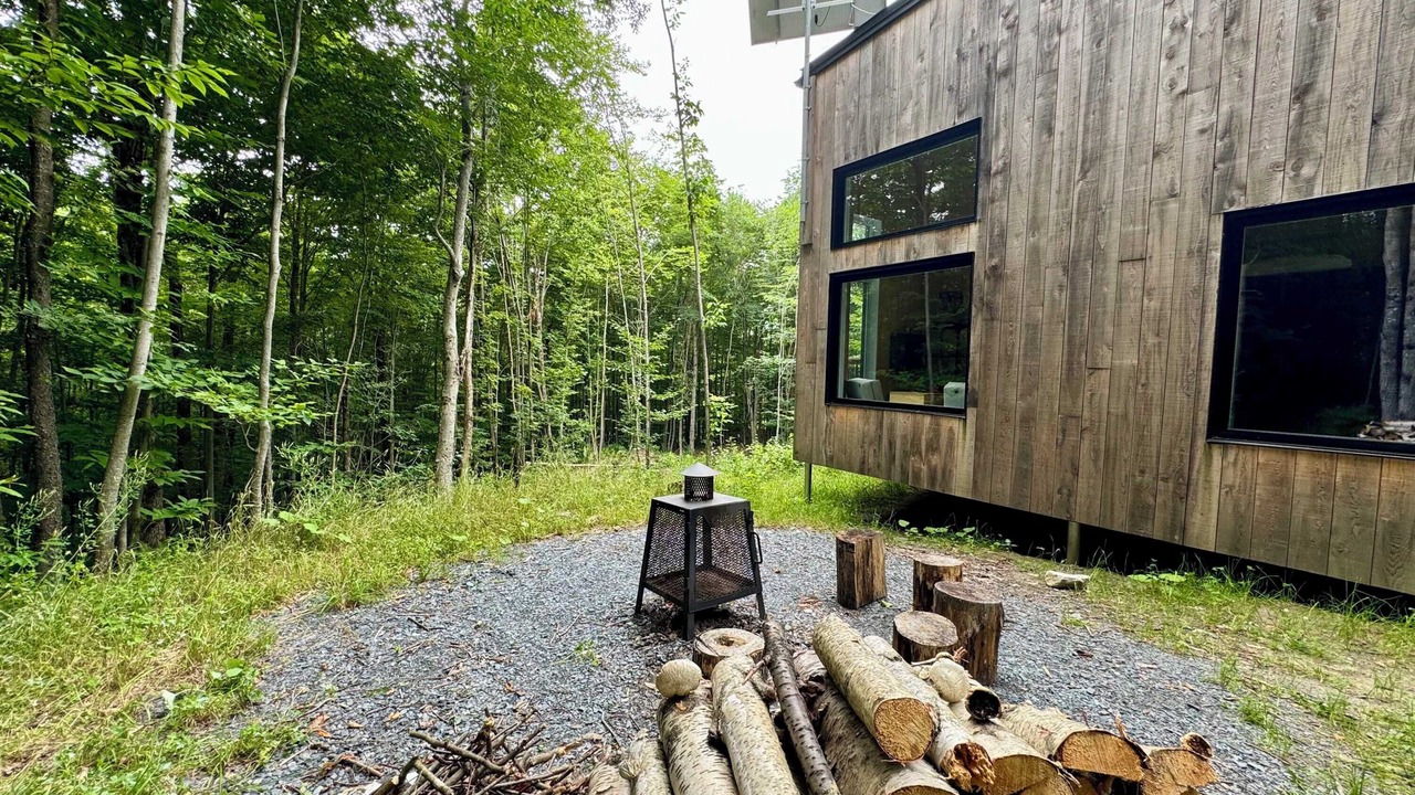 Photo of Outdoor in Eastman