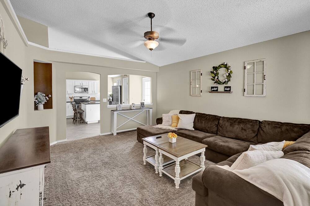 Photo of Livingroom in Biggs Field