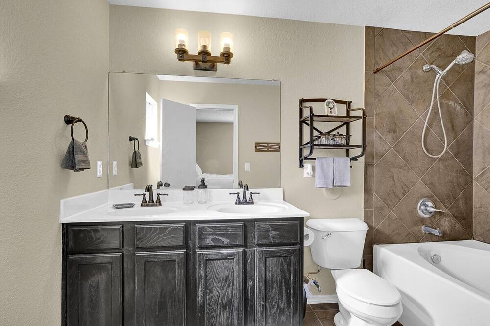 Photo of Bathroom in Biggs Field