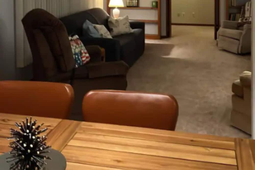 Photo of Livingroom in New Carlisle